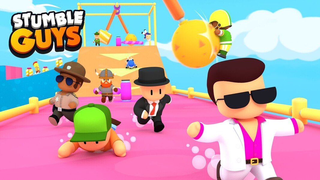 Image of various Stumble Guys characters participating in a challenge