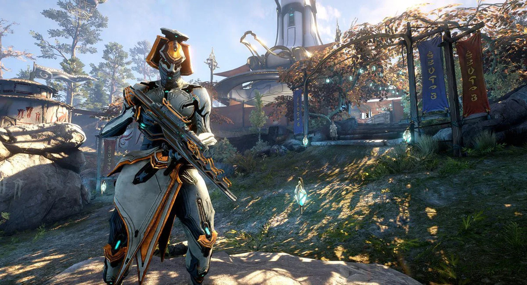 Warframe Mobile: Tenno carrying a gun in front of a temple.