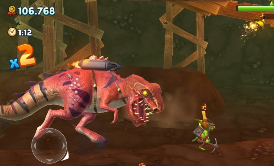 Screenshot of Hungry Dragon with a kind of dragon chasing a green troll.