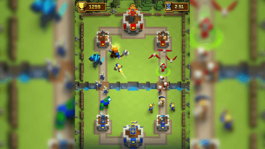 Craft Royale: pixelated in-game screenshot, very similar to a Clash Royale setting.