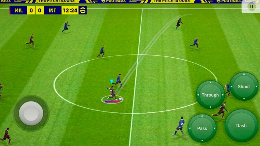 eFootball PES 2023: in-game screenshot of a football match.