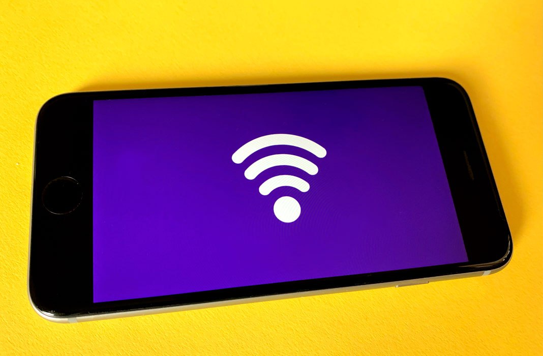 WiFi network symbol on a smartphone