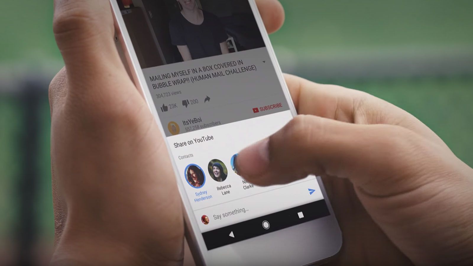 share youtube featured YouTube ahora permite chatear con otros usuarios desde su app