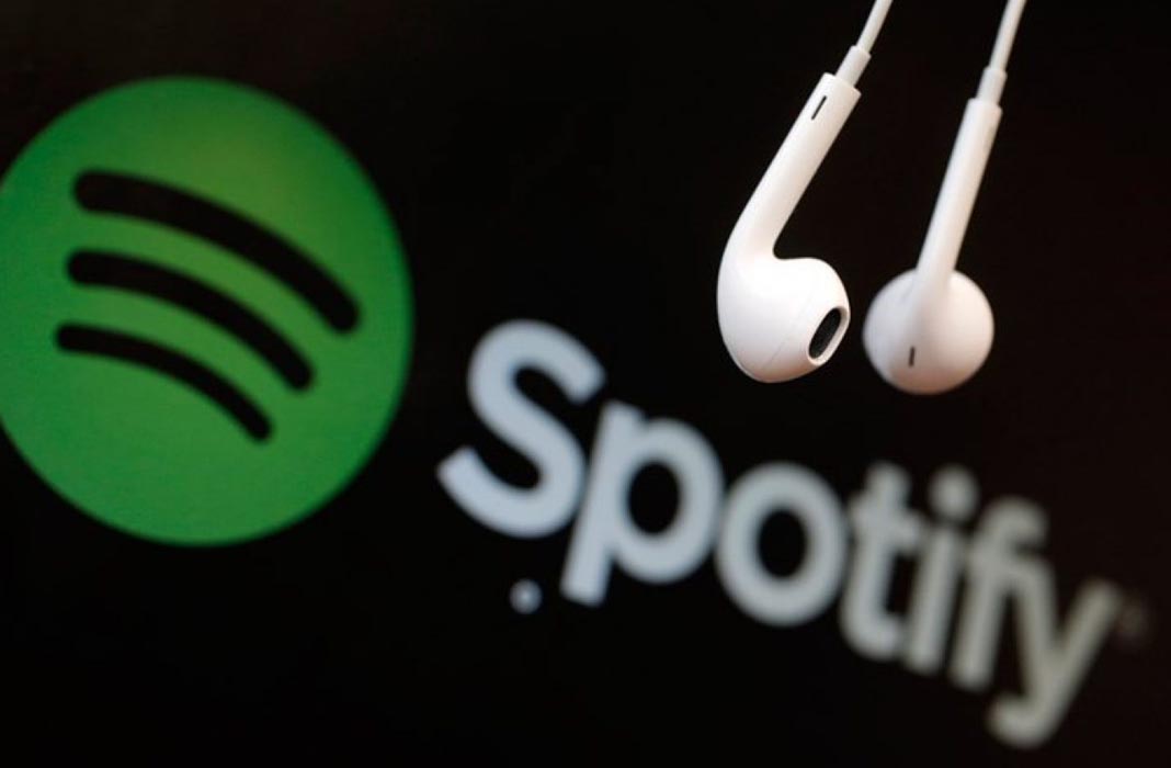 spotify auriculares Spotify corta el grifo a todos los clientes no oficiales